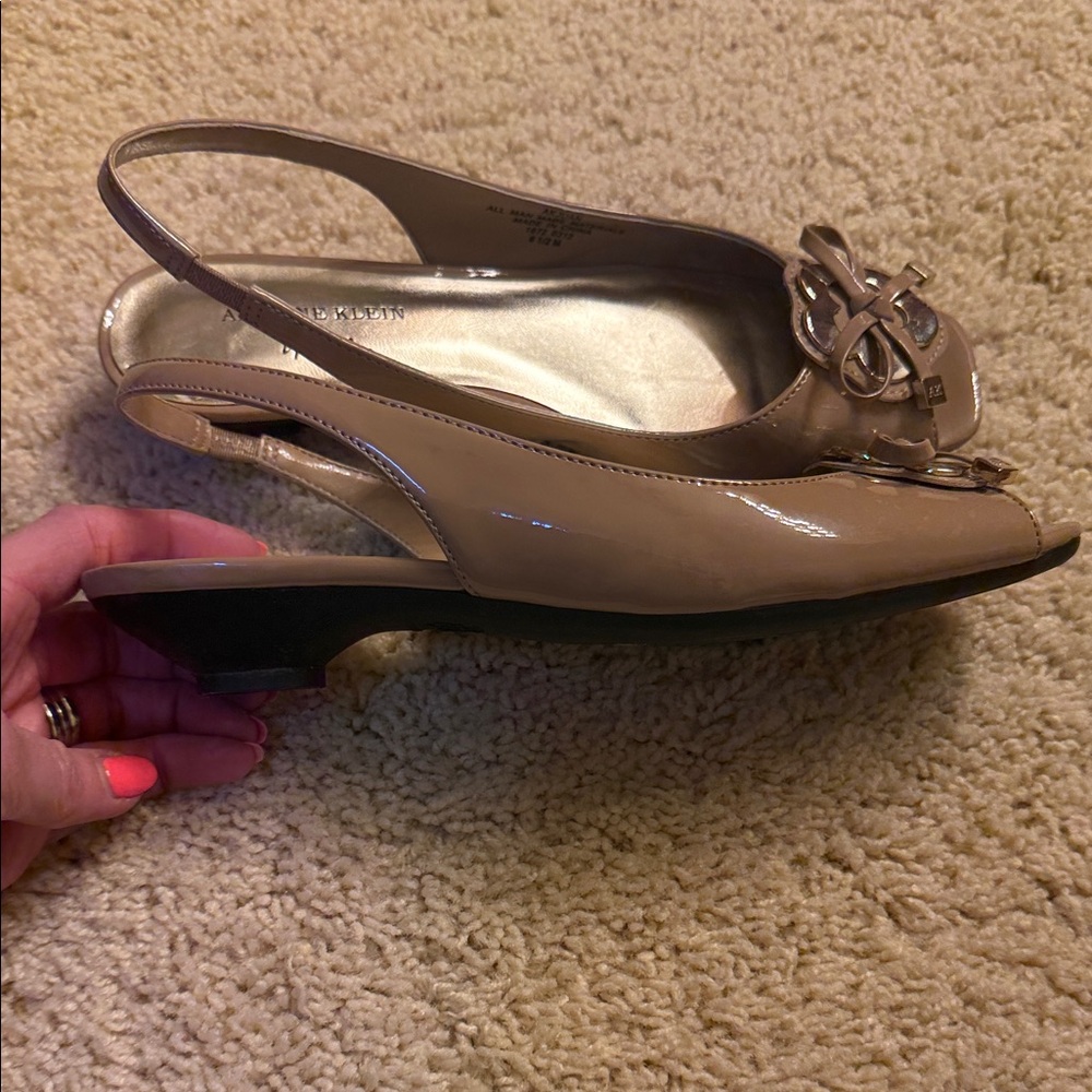 Anne Klein iflex Tan Peep-Toe Slingback Heels with gold accents